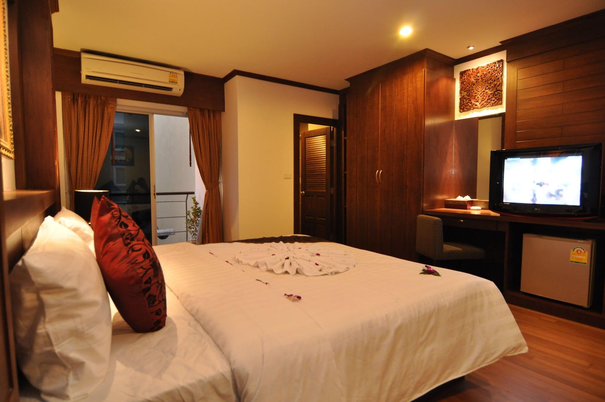 Patong Hemingway'S Hotel מראה חיצוני תמונה